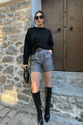 Δερμάτινο Σορτς με Ζώνη - Γκρι