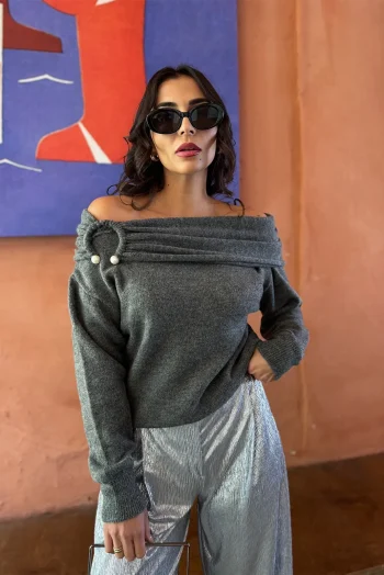 Πουλόβερ με Ανοιχτούς Ώμους και Αξεσουάρ - Σκούρο Γκρί
