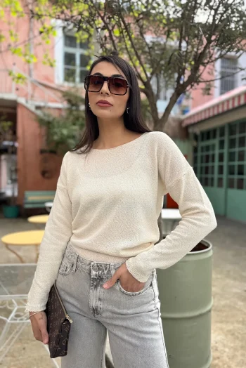 Λεπτή Ανοιξιάτικη Μπλούζα - Εκρού