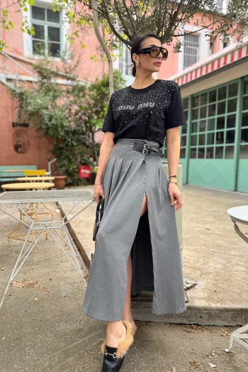 Φούστα με Αξεσουάρ Ζώνη και Σκίσιμο - Γκρί