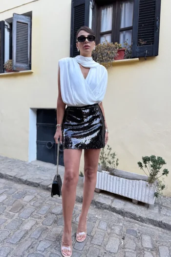 Mini Φούστα Παγιέτα με Ενσωματωμένο Σορτς - Μαύρο