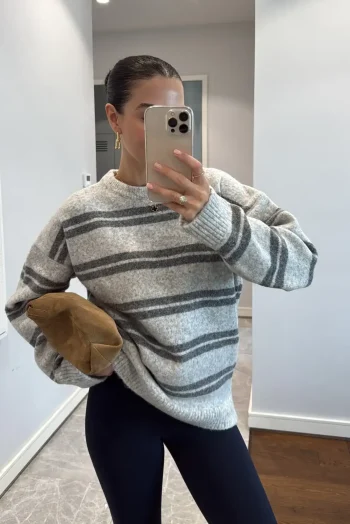 Πουλόβερ με Ρίγες - Ανοιχτό Γκρι