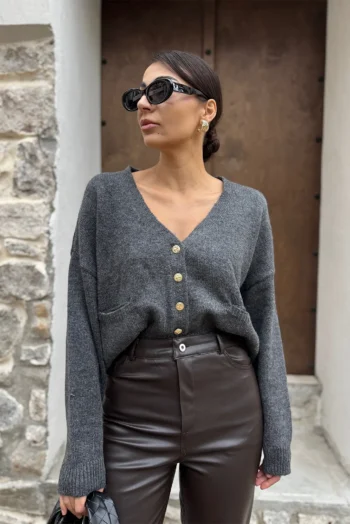 Πλεκτή Ζακέτα με Χρυσά Κουμπιά - Γκρί