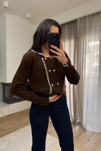 Πλεκτή Ζακέτα με Κουμπιά κ Λεπτομέρειες από Δαντέλα - Καφέ