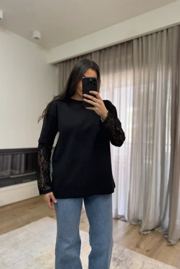 Μπλούζα με Μανίκι από Δαντέλα - Μαύρο