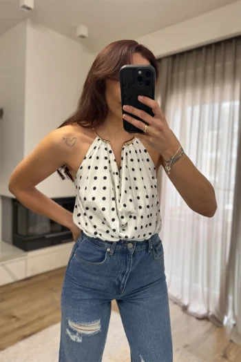 Μπλούζα Πουά με Αξεσουάρ στο Λαιμό - Λευκό